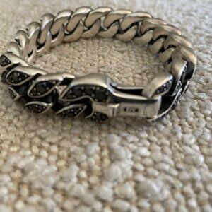 Bracelets (Silver and Black) with diamonds and black diamonds